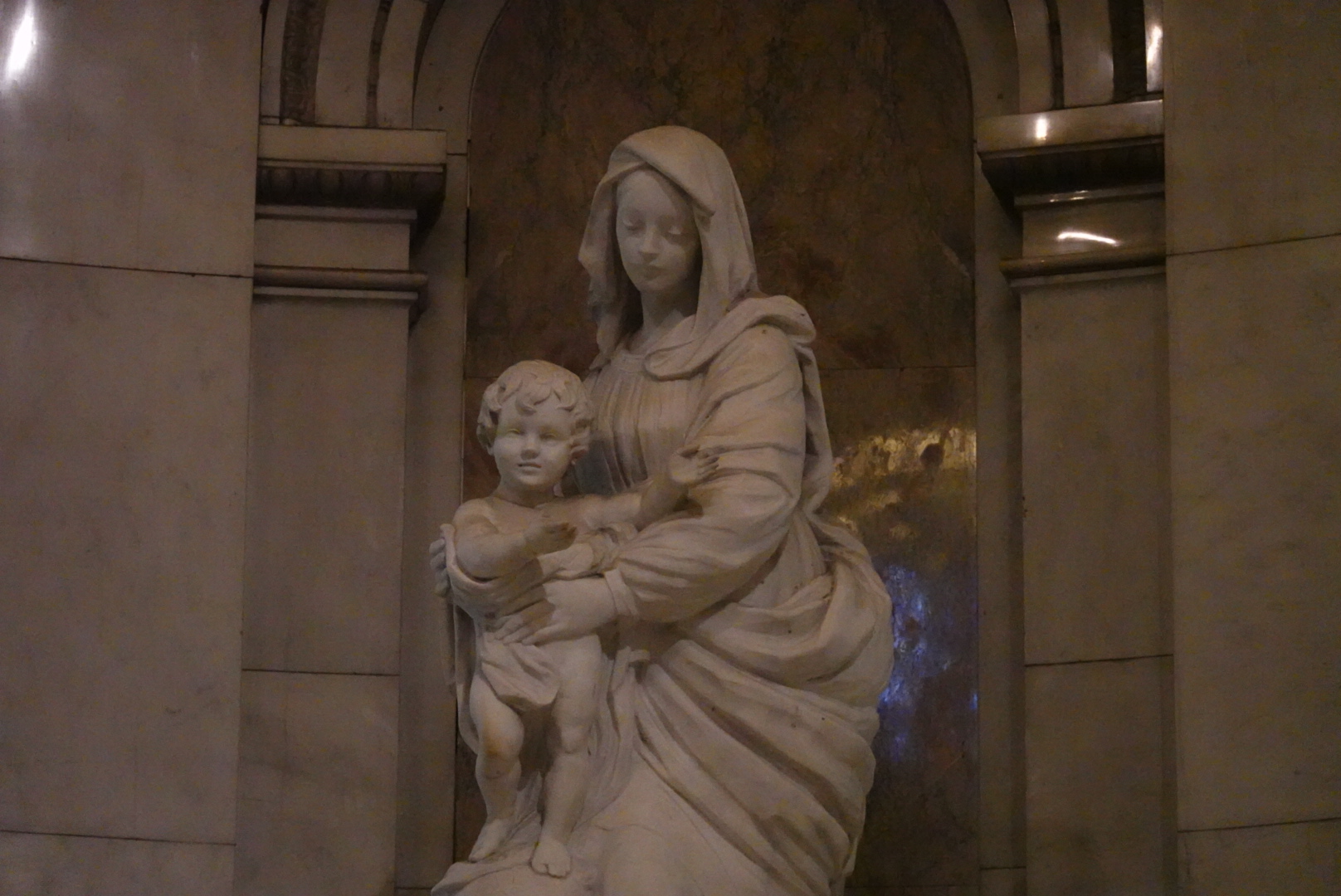 Statue in St Agnes Church in St Paul